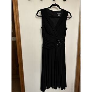 Jessica Howard Black Formal Dress Sleeveless Beaded VNeck Knee Length ALine W 8